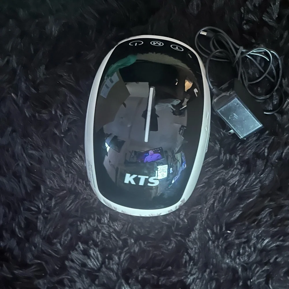 Advanced Black and Gray Wearable Joint Massager